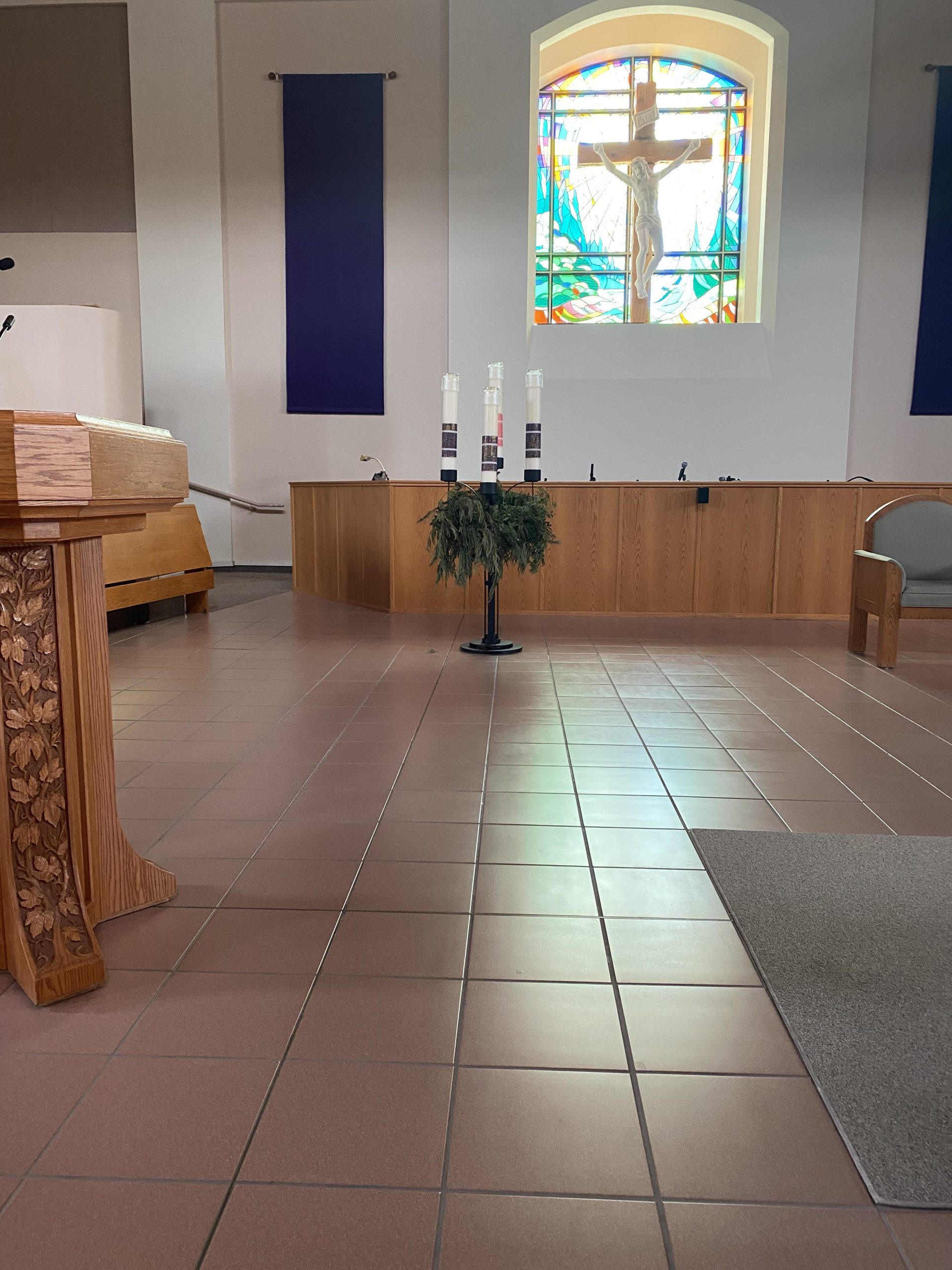 Large Advent Wreath Stand with candles on the altar in St. George, London, Ontario. JW Portable Welding 2021