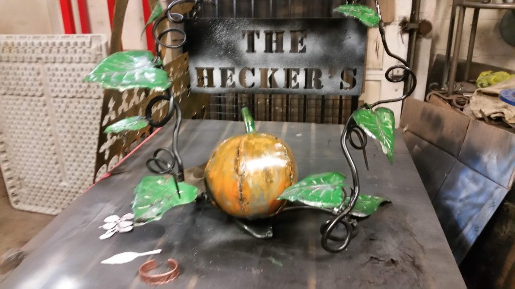 The Hecker's celebrate Halloween with this sign. JW Portable Welding & Repairs 2020, London Ontario