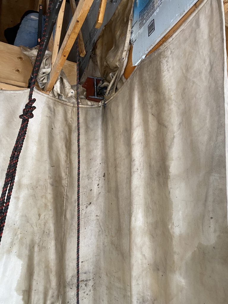 The beam was cut successfully without any significant burns to the 2x4s or insulation. JW Portable Welding, London, Ontario, 2022