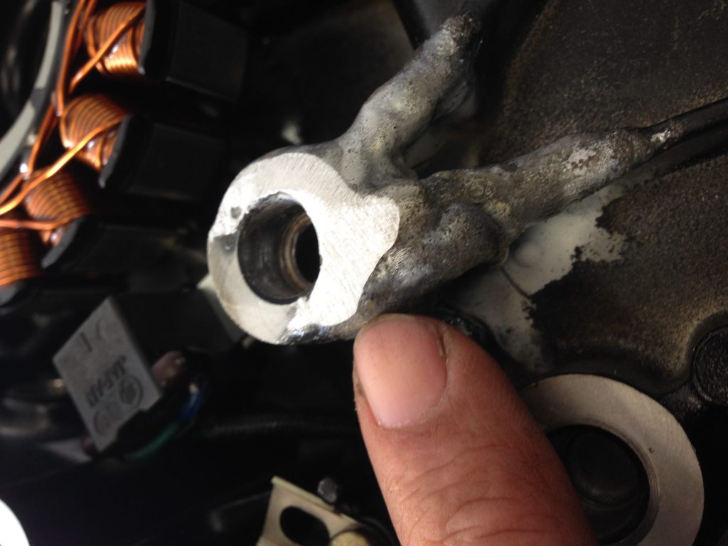 Re-fabricated aluminum seat for steel pin. Please notice the stabilization strategy with very high re-fabricated gusset welds that will sustain the excessive forces acting on the pin. This was not only less expensive solution but also it provided a long lasting utilization of this ATV since owner still uses it in 2026. For JW Portable Welding, 2016, London.